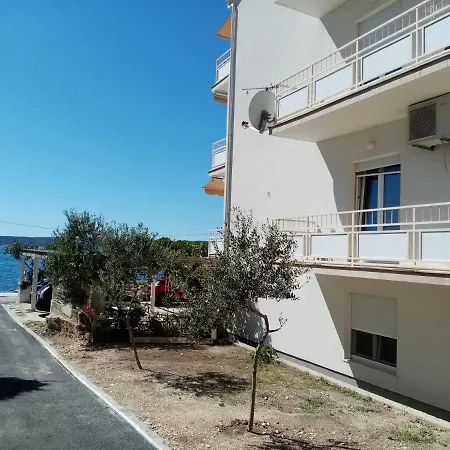 Apartment Figaro Pogled Od Milijun Dolara, 2 Tusa, 2 Wc Kastela