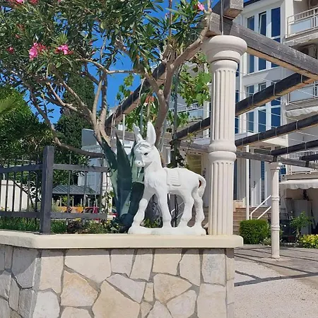 Apartment Figaro Pogled Od Milijun Dolara, 2 Tusa, 2 Wc Kastela