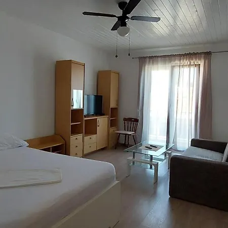 Figaro Pogled Od Milijun Dolara, 2 Tusa, 2 Wc Apartment