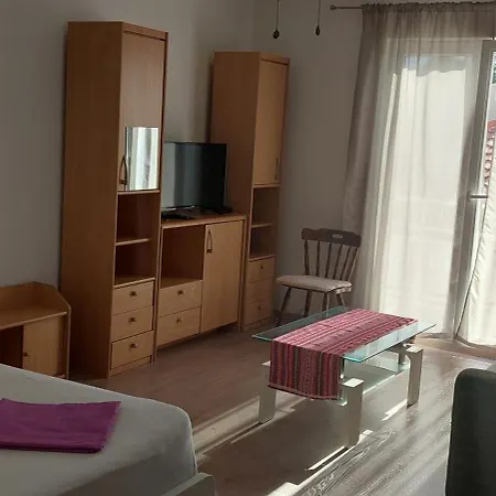 Figaro Pogled Od Milijun Dolara, 2 Tusa, 2 Wc Apartamento Kaštela